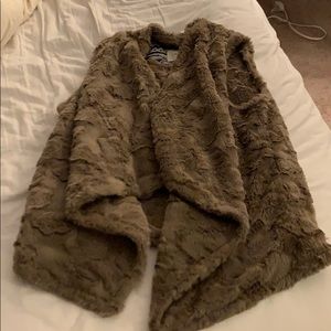 Teddy vest by elevenses